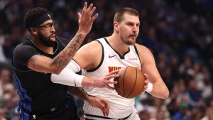 Jokićeva magična asistencija nedovoljna za pobedu: Pejton "sam kao duh" promašio šut za trijumf (VIDEO) 16