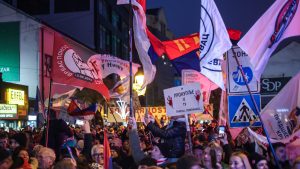 Ismevanje i vređanje muslimana – to je prava Vučićeva politika: O izjavi predsednika da je protest u Novom Pazaru bio dobar samo za prodaju pita i bureka 39