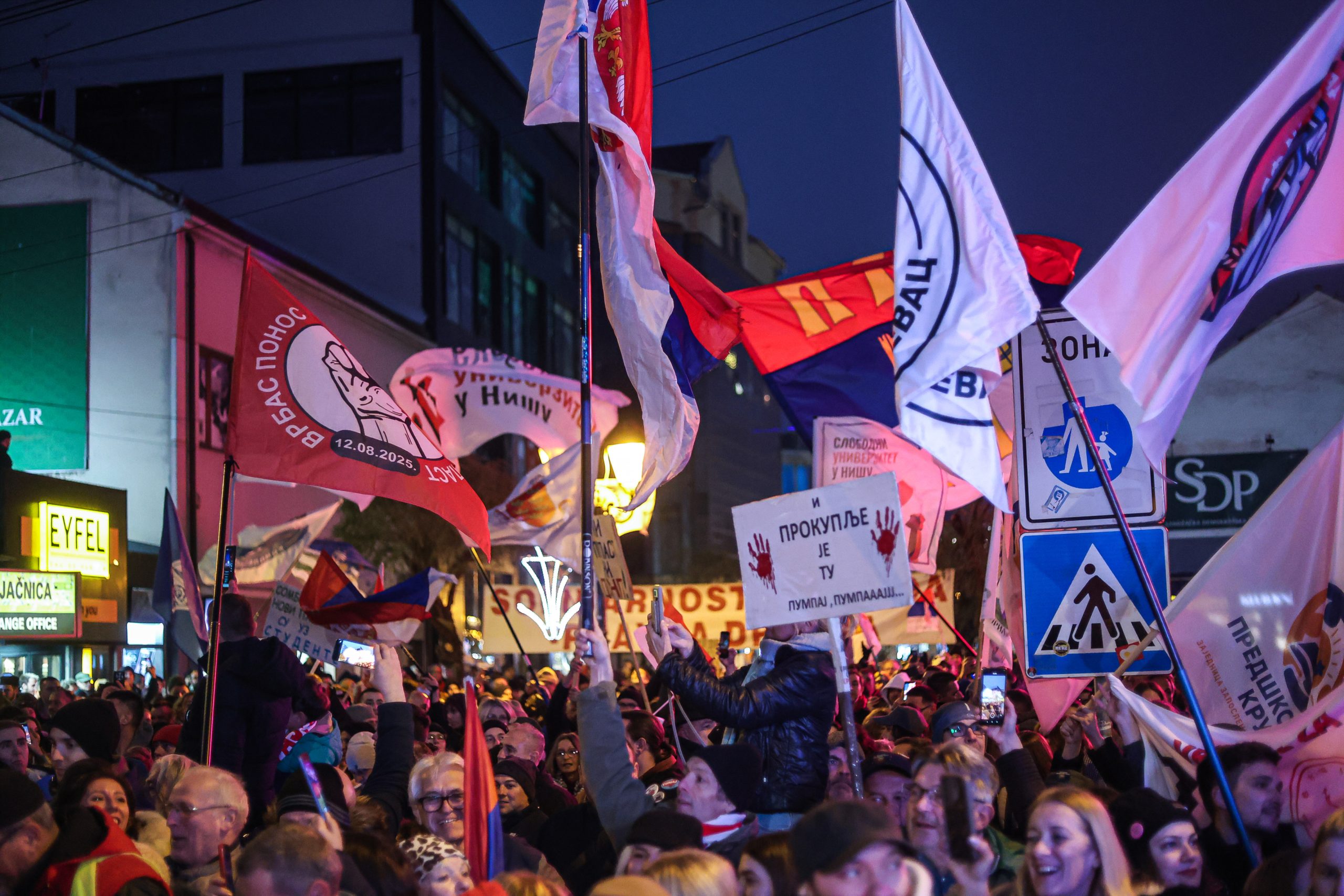 Protest studenata u blokadi "Ili oni ili mi" u Novom Pazaru kroz fotografije 3