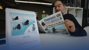 Slavni karikaturista Predrag Koraksić Koraks i dalje je u punoj formi iako je napunio 92. godine, a njegov tradicionalni novogodišnji kalendar u izdanju lista Danas u prodaji je od 15. decembra. Naziv kalendara za 2026. godinu je “Labudova pesma”.