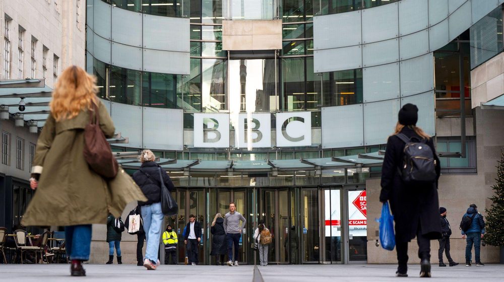 Treba li BBC da se brani od Trampove tužbe za klevetu 10