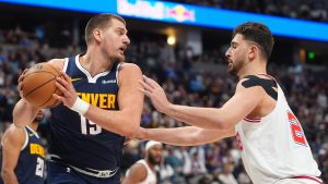 (VIDEO) Jokić bolji od Šenguna: Tripl-dabl bitka pripala Srbinu posle produžetka 26