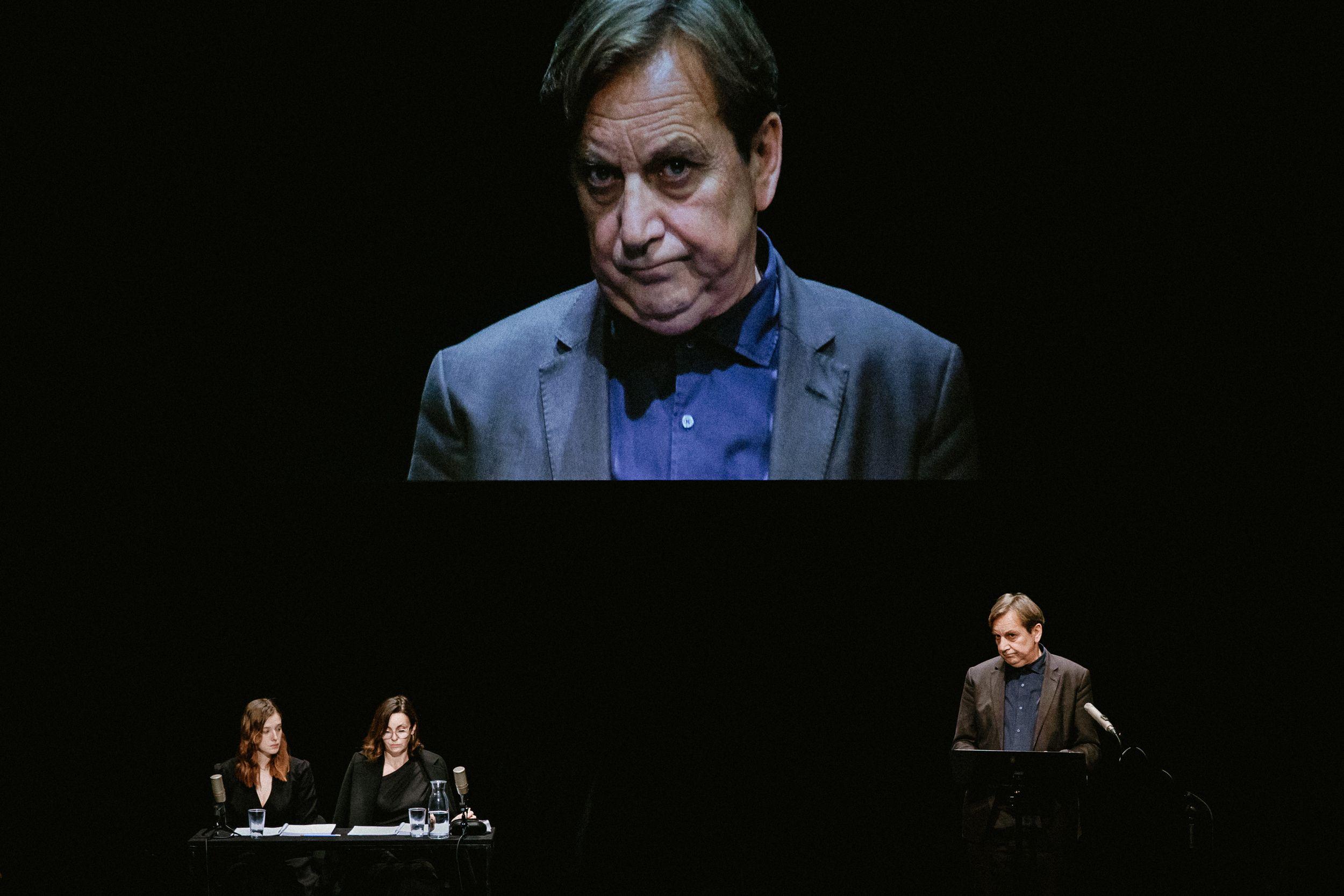 Ne:Bitef i „Proces Peliko“ za publiku željnu pravde 8 Tihomir Stanić kao Dominik Peliko