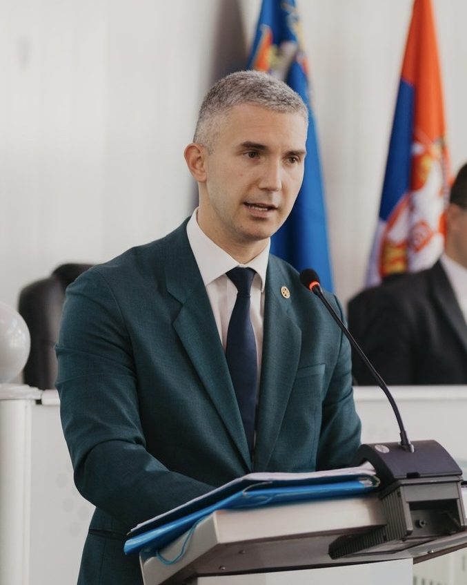 "Tako nam nalaže Zakon, ograničenje bi bilo protivzakonito": Niška vlast o tome zašto će plate direktorima JP biti uvećane i do 110 odsto 3