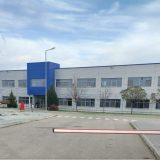 (FOTO) Mašine se demontiraju, prevoznici čekaju da ih voze za Italiju, a slikanje je zabranjeno: Fabrika Leoni u Malošištu posle zatvaranja 4