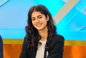 Devojka koja je pobedila Vučića na biračkom mestu Sanković: “Uprkos batinašima, može doći do promene” 1