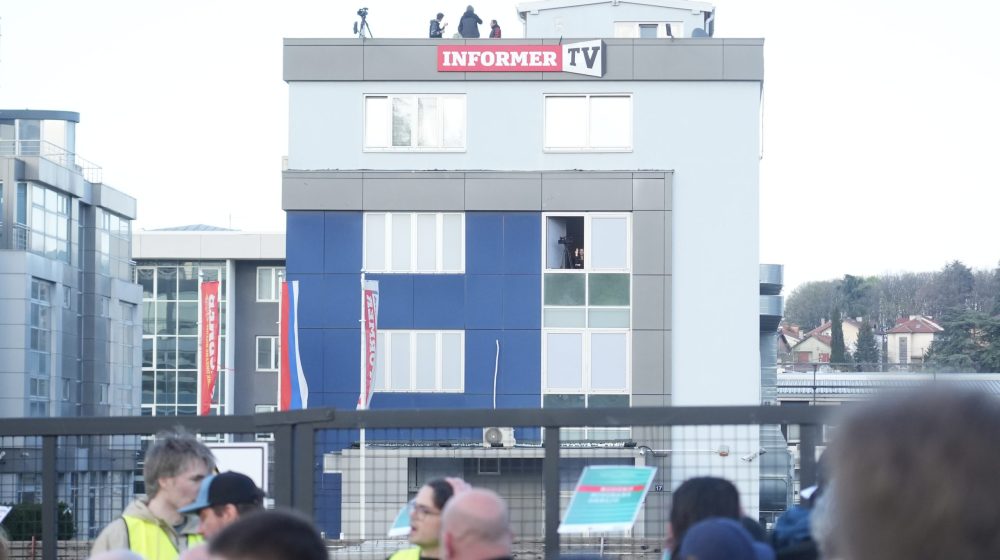 Informer i Pink umesto univerziteta 1