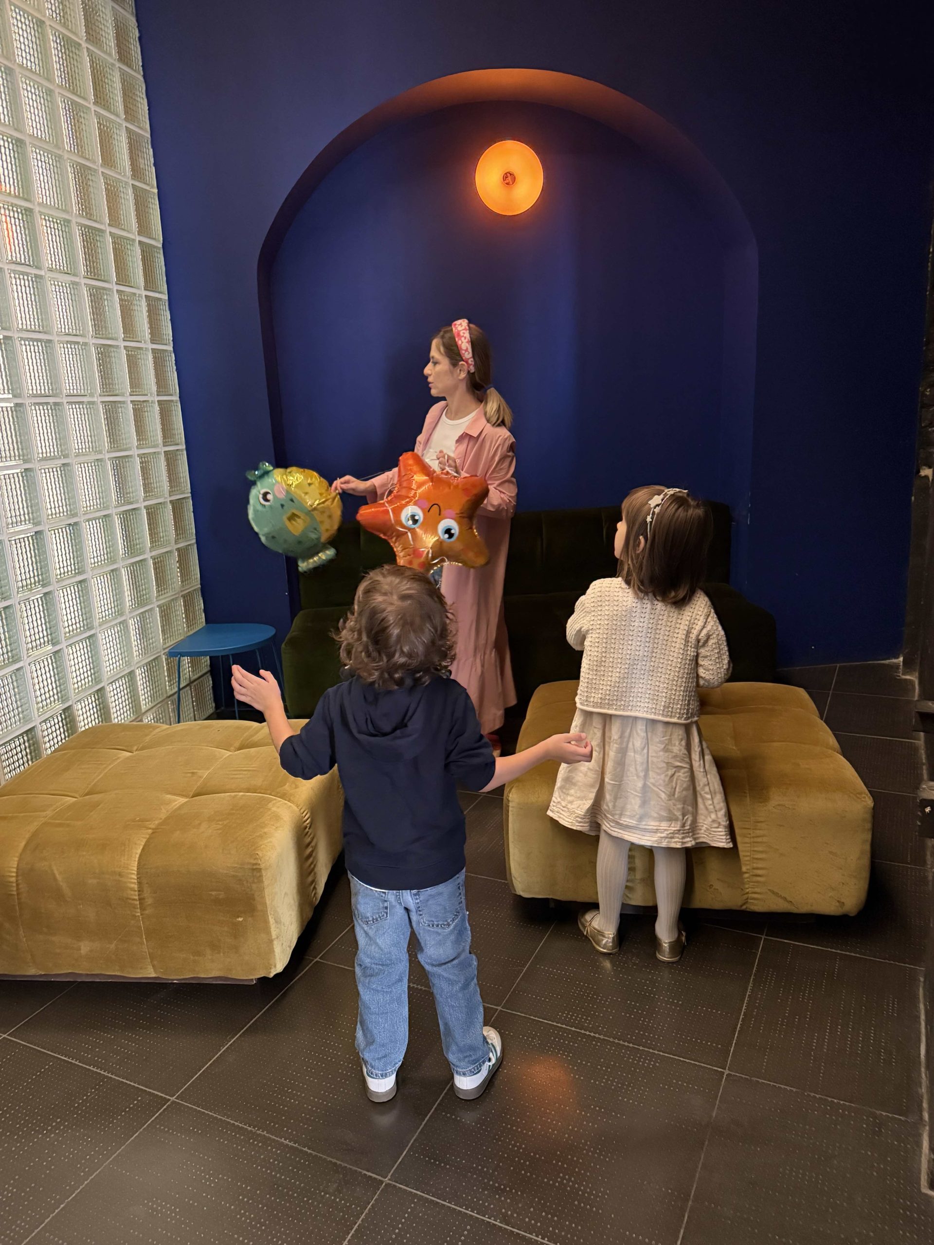 Hulapop kreativne radionice za decu i roditelje u Karmakoma klub, 14. i 21. decembra 2 Hulapop kreativne radionice za decu i roditelje u Karmakoma klub, 14. i 21. decembra 1