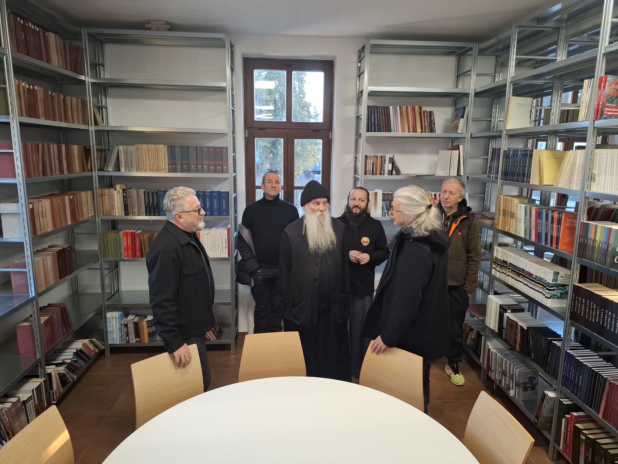 Članovi Laibacha u poseti Manastiru Jasenovac FOTO: SPC