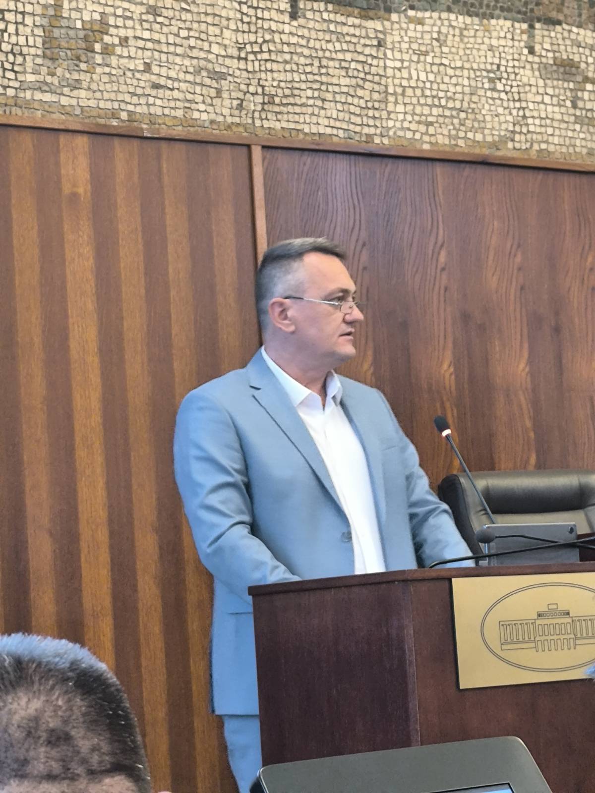 Ismevanje i vređanje muslimana – to je prava Vučićeva politika: O izjavi predsednika da je protest u Novom Pazaru bio dobar samo za prodaju pita i bureka 4