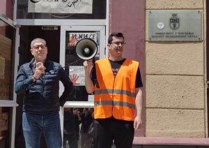 Čin osvete prema kolegi koji je branio čast nastavničkog poziva: Slobodni univerzitet Kragujevac o smeni Vladimira Zdravkovića