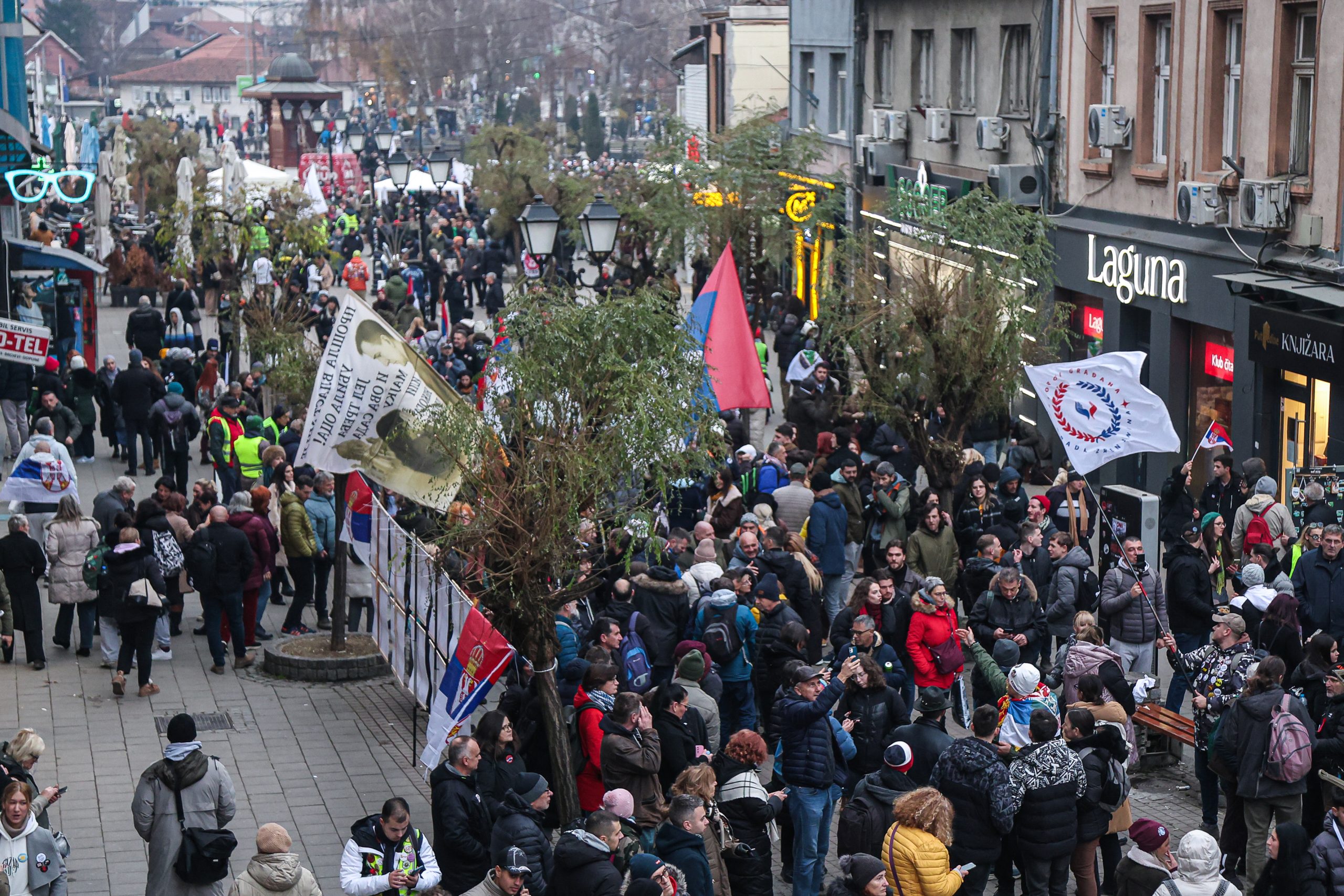 Protest studenata u blokadi "Ili oni ili mi" u Novom Pazaru kroz fotografije 22