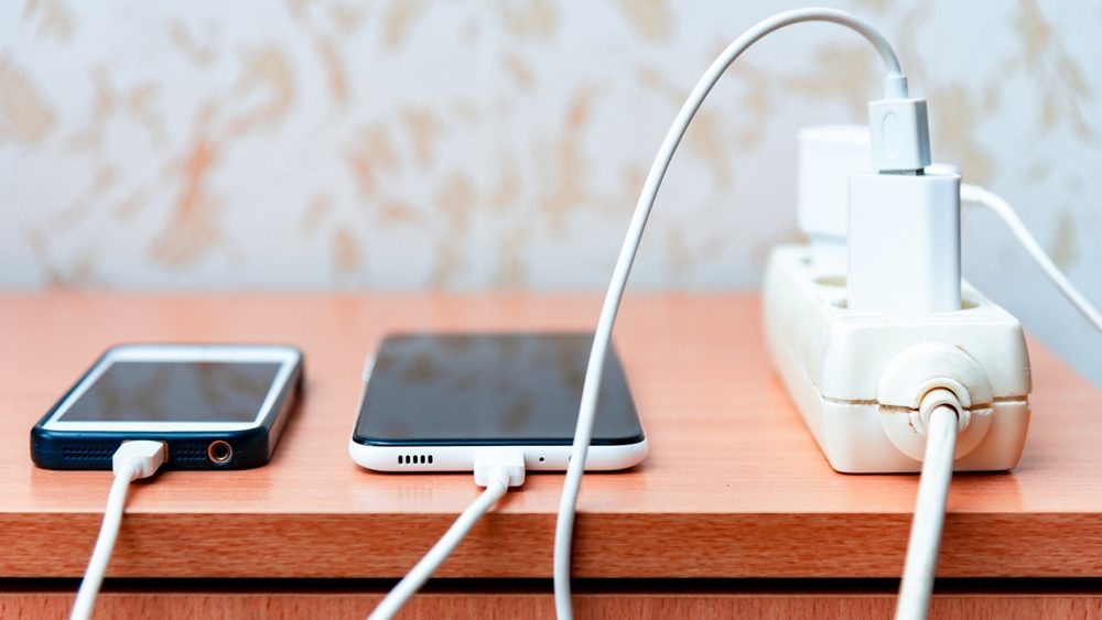 Razbijamo mit: Apple, Samsung i Google objasnili da li stalno punjenje zaista skraćuje život baterije