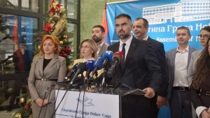 Na dnevnom redu novosadskog parlamenta usvajanje budžeta: Gradonačelnik nema problem što je njegov novi pomoćnik napao snimatelja 6