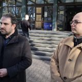 Radivoje Jovović prvi dan na slobodi proveo ispred suda: "Brojni ljudi su i dalje u pritvoru, moramo se boriti za njih" 3