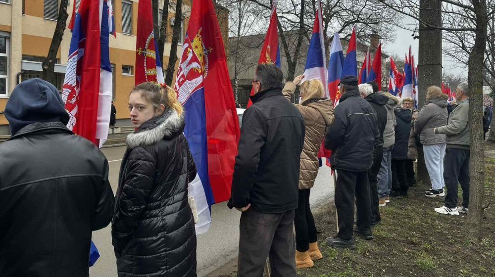 Akademski plenum: Izjednačavanjem napadača i žrtava u Bačkom Petrovcu, vlast pokušava da sakrije političku odgovornost i relativizuje nasilje nad manjinama 7