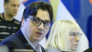 Vučić potpisao 'Mrdićeve pravosudne zakone' uprkos kritikama EU 2