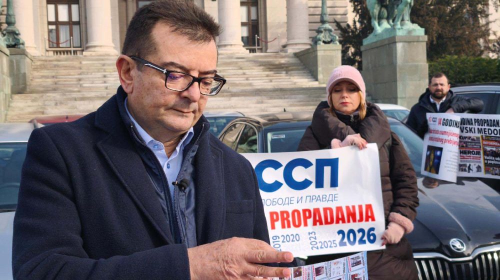 SSP ispred Skupštine predstavila izložbu o 14 godina propadanja 9