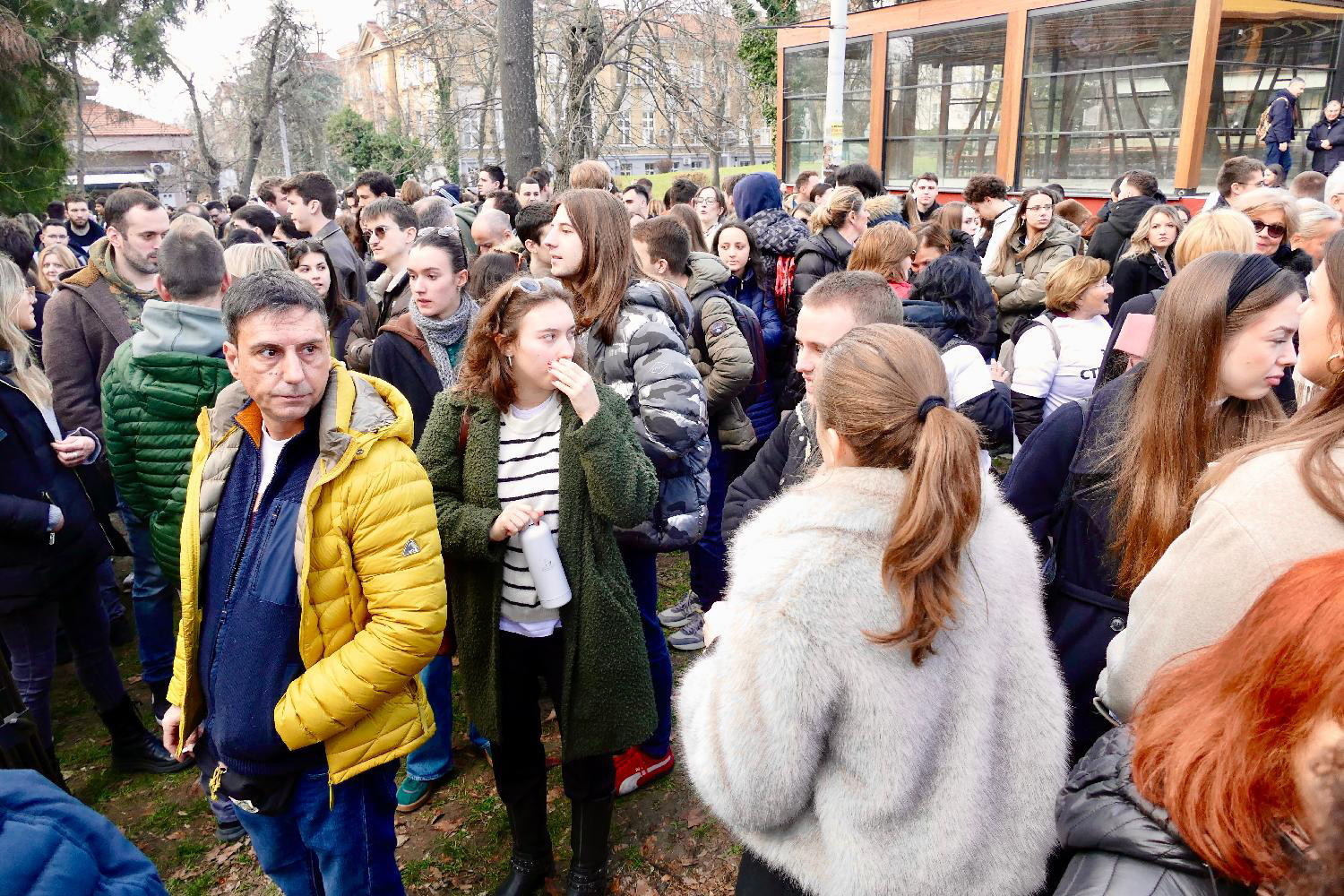 Solidarnost na Medicinskom fakultetu: Studenti i kolege brane profesore 2