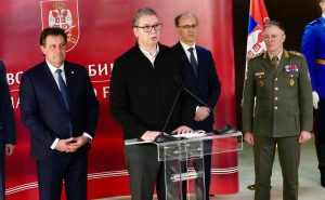 Šta Vučić kaže o tome da bi rektor Đokić moga da mu bude protivkandidat na izborima? 3