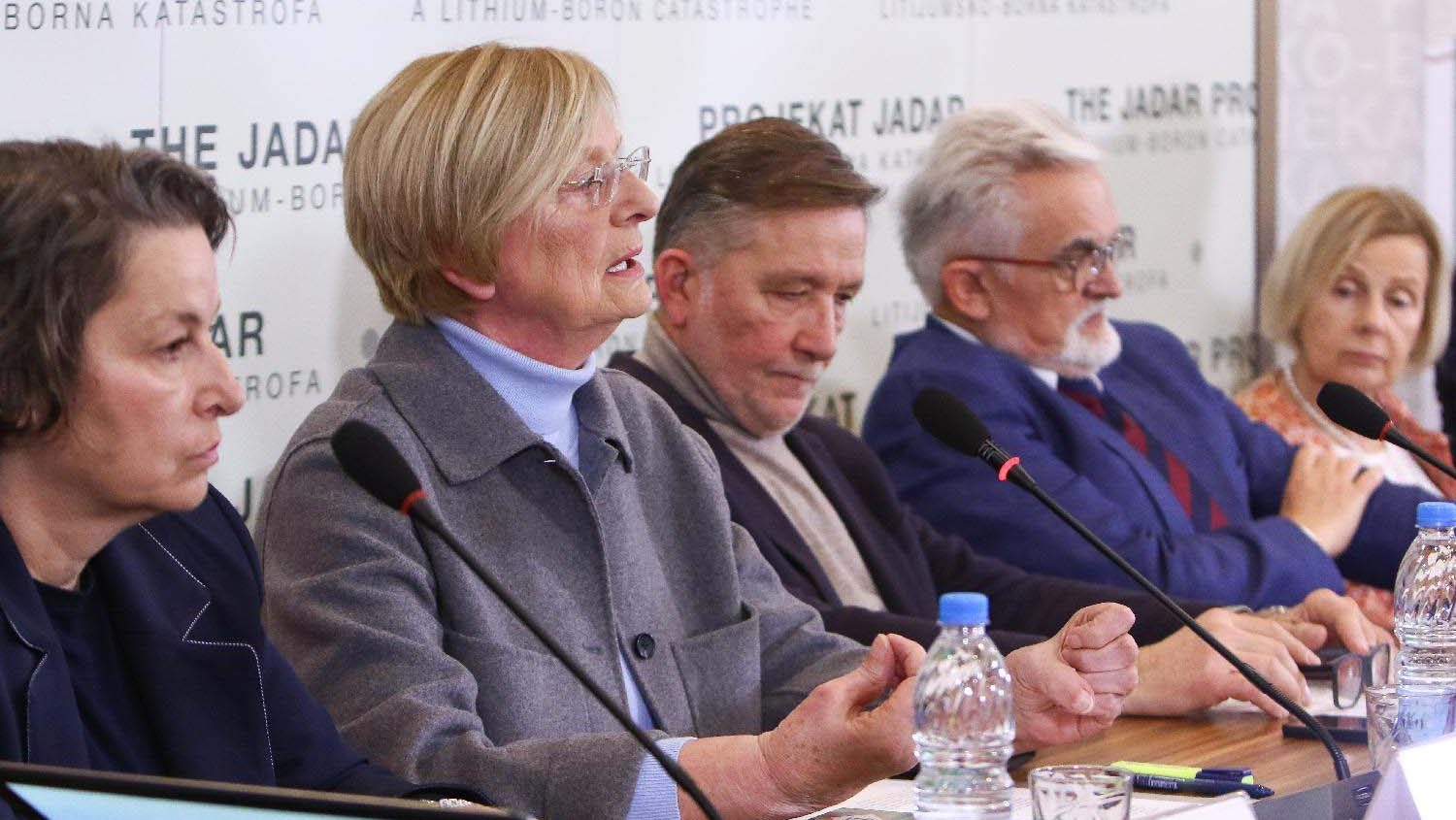 Predstavljena monografija o projektu Jadar: Ekološki neizvestan, ekonomski neisplativ za Srbiju, društveno i pravno neprihvatljiv 4