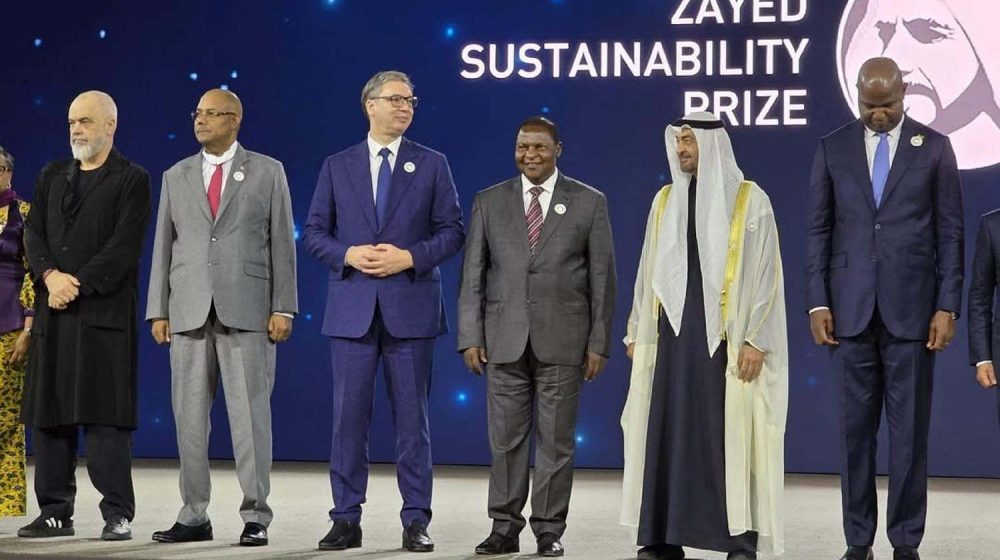 Vučić u Abu Dabiju: U preuzimanje NIS-a uključeni i Mađarska i UAE, započeli razgovori o malim modularnim reaktorima 10