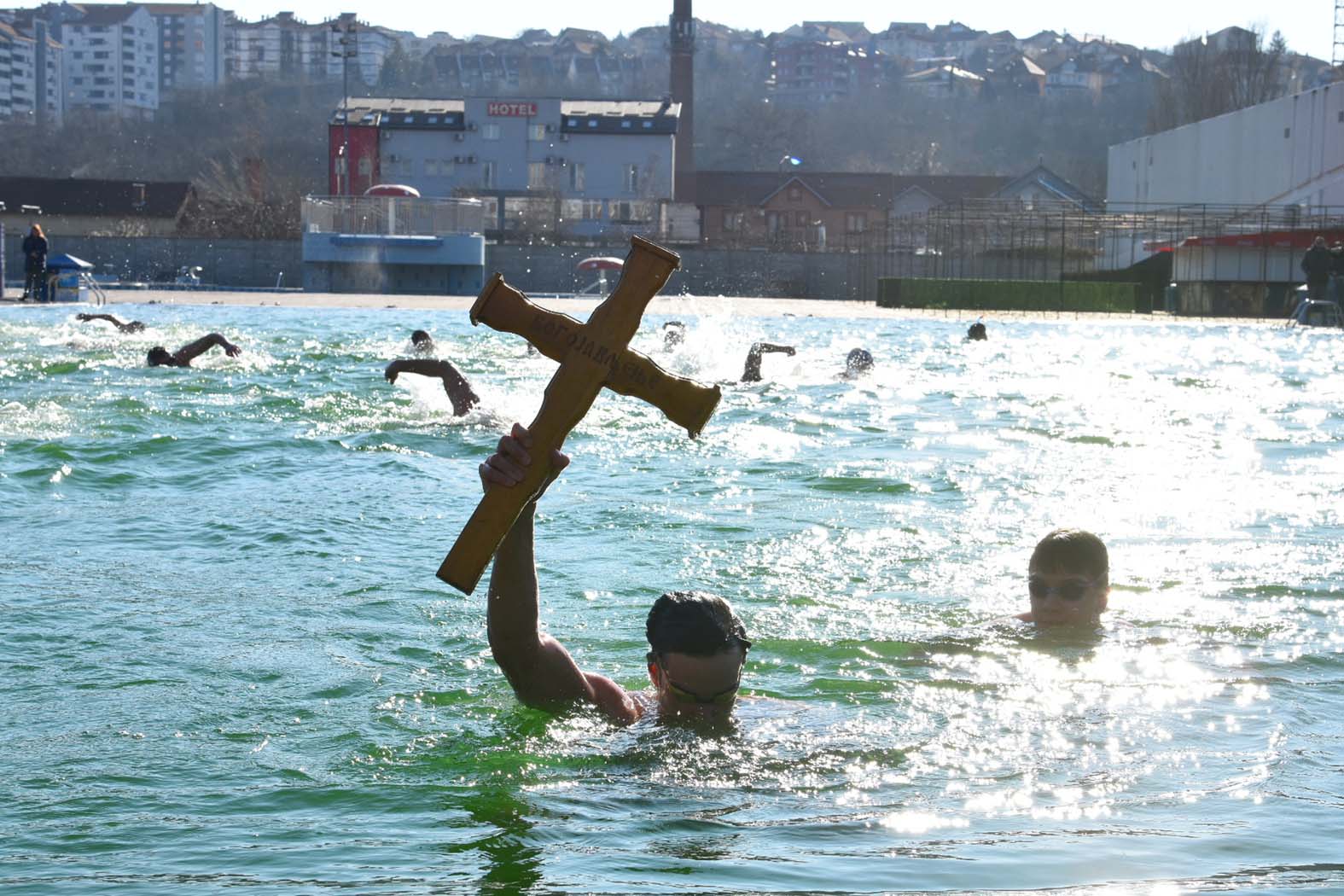 Kako se danas plivalo za Časni krst (FOTO) 3