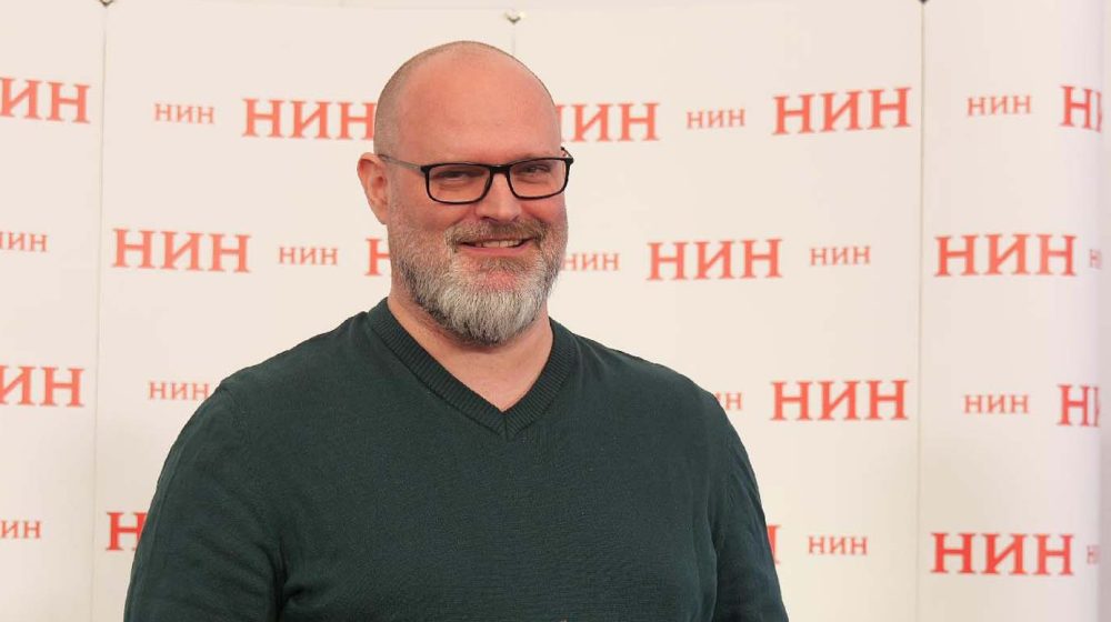 "Nadaš se da će tekst ostaviti trag“ – Darko Tuševljaković dobitnik 72. NIN-ove nagrade 15