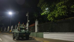 "Madurov odlazak je pobeda za Trampa, ali haos posle njega bio bi kaskadni poraz": Analiza CNN-a o tome šta sledi u Venecueli 5 "Madurov odlazak je pobeda za Trampa, ali haos posle njega bio bi kaskadni poraz": Analiza CNN-a o tome šta sledi u Venecueli 4