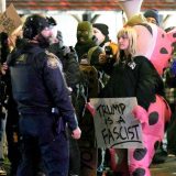 Nova pucnjava u SAD, ranjene dve osobe u Portlandu: "Trampova imigraciona mašinerija koristi nasilje" 5