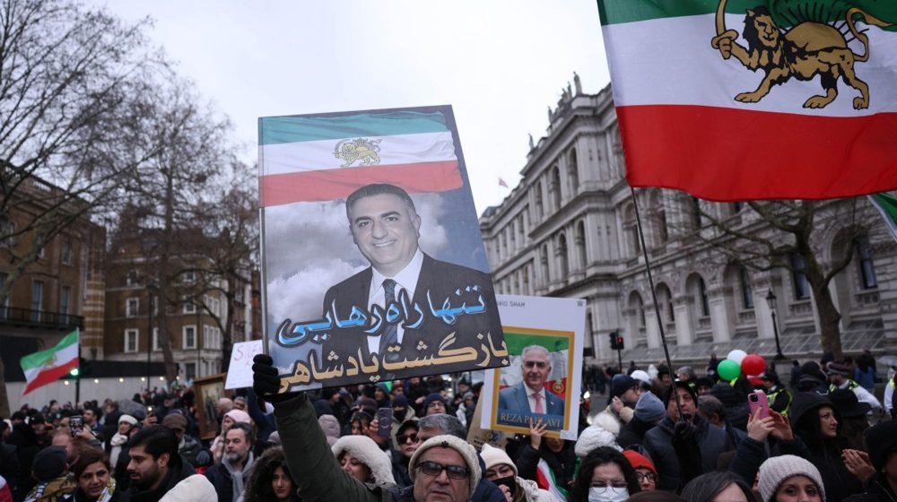 Reza Pahlavi iz SAD želi da se etablira kao vođa protesta u Iranu: Dijaspora podeljena, Tramp "nije siguran" sastanak sa njim 8