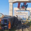 Kran pao na putnički voz, na desetine poginulih 12