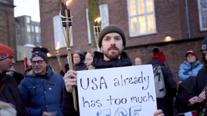 (VIDEO) "Jasna poruka Trampu": Evropska vojna misija stiže na Grenland, Makron sazvao krizni sastanak kabineta za odbranu 12