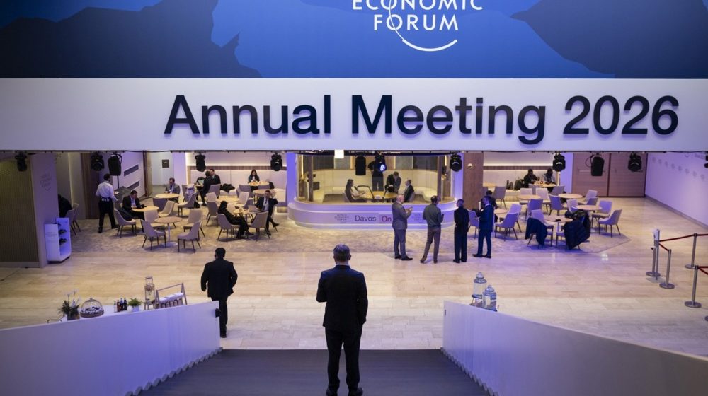 Počeo Forum u Davosu, Tramp glavna zvezda: "Smeju mu se i u isto vreme dodvoravaju" 9