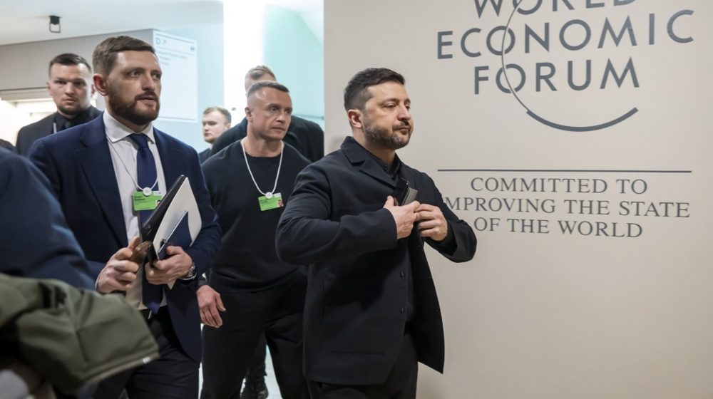 (VIDEO) Završen sastanak sa Trampom, Zelenski se obraća u Davosu: "Svi su skrenuli pažnju na Grenland" 6