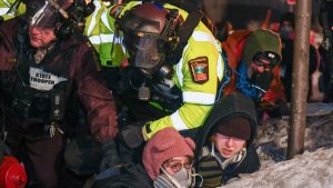 "Da je Lukašenko radio stvari koje gledamo u Mineapolisu, ne bismo Belorusiju na mapi našli": Sagovornik Danasa o situaciji u SAD nakon ubistva dvoje građana 14