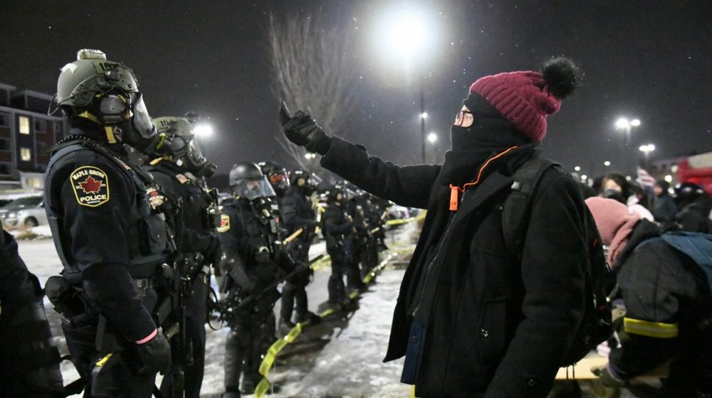 Prvi test bi mogao da usledi danas: Bela kuća pokazuje znake povlačenja nakon ubistva u Mineapolisu 10