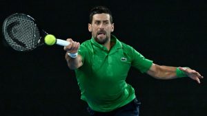 Srpski teniser Novak Đoković doživeo je poraz u finalu Australijan opena od Karlosa Alkaraza, ali je i pored toga napredovao na najnovijoj ATP listi.