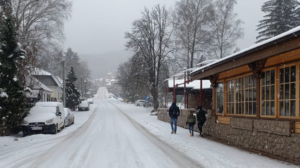 Iz Beograda u Kosjerić po ovom snegu: Auto-put ka Požegi i sećanje na Tomu Monu 8