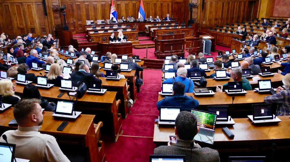 Skupština usvojila Mrdićeve zakone 11