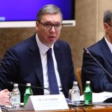 “Razgovor između uplašenog i nebitnih”: Predstavnici opozicije o Vučićevom obraćanju na sednici Vlade 6