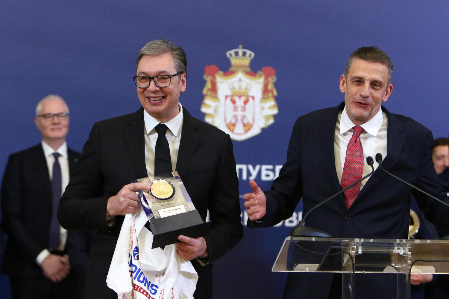 Aleksandar Vučić i Viktor Jelenić