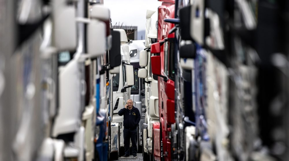 Crnogorski prevoznici obustavljaju blokade teretnog saobraćaja 9