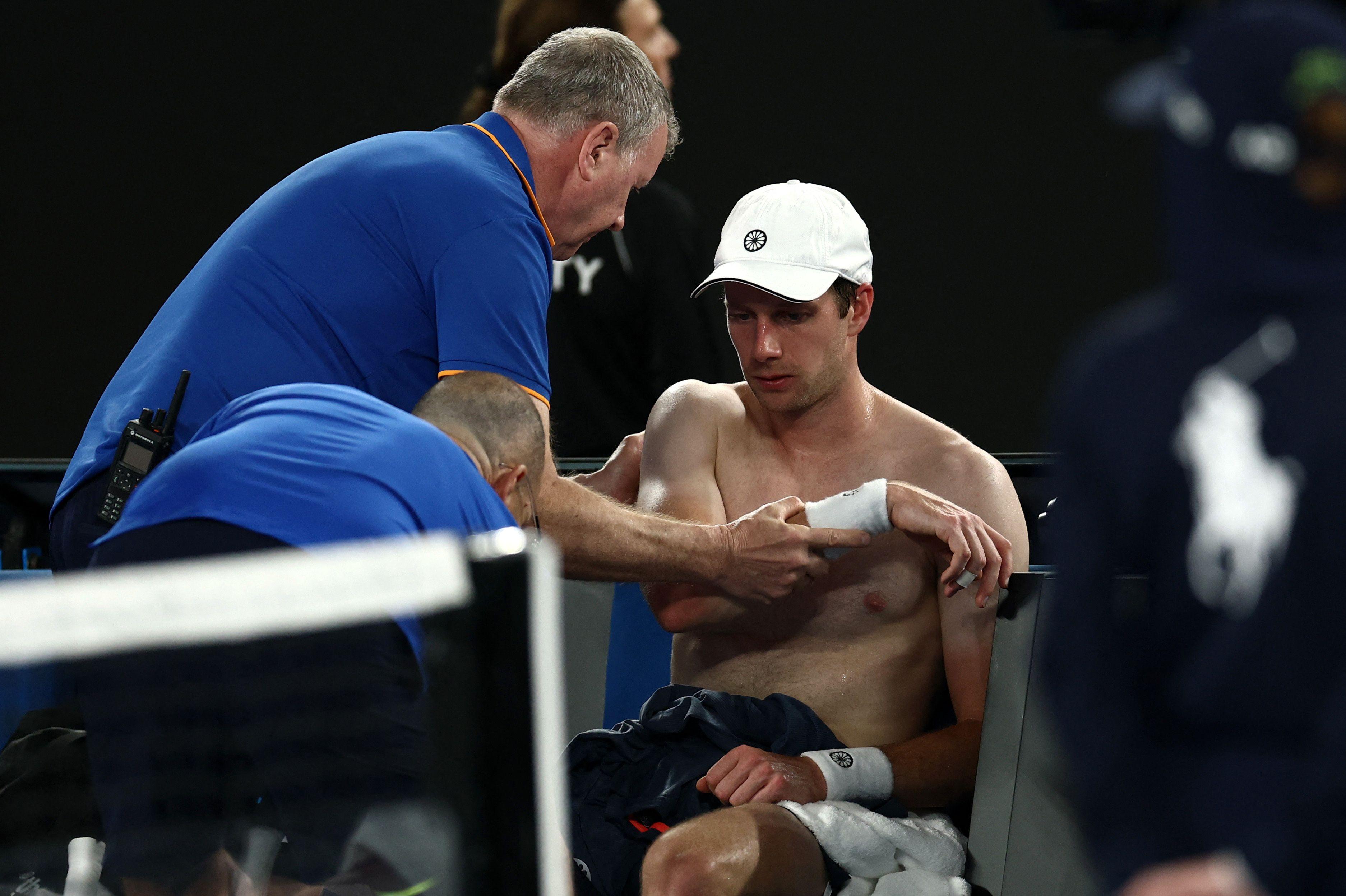 van de zandshulp, botik van de zandshulp