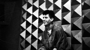 Album koji je pre tačno četrdeset godina Ekatarini Velikoj doneo prve „radijske hitove“ i najbolje plasirani EKV album na listi „100 najboljih albuma jugoslovenske rok-muzike“ po izboru magazina „The Rolling Stone“ (HR) je ponovo u prodaji kao samostalno izdanje.