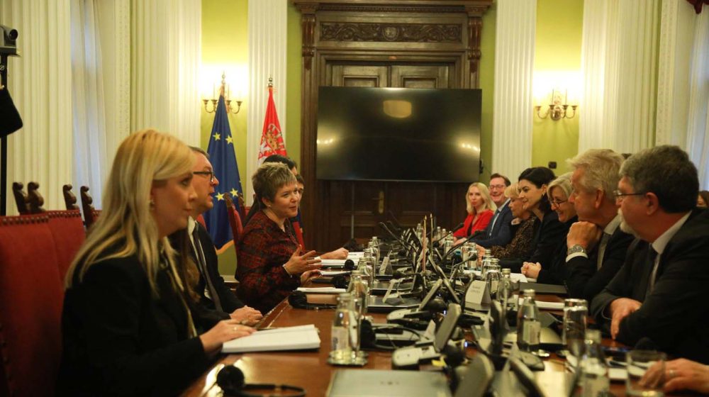 Predstavnica vlasti za Danas nakon sastanka sa delegacijom EP: Posle smo izašli da pogledamo izložbu o Jasenovcu (VIDEO) 1