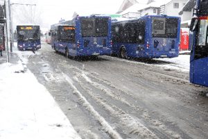 Prekid autobuskog saobraćaja u beogradskom naselju Žarkovo zbog snega 1