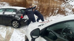 MUP uputio savete vozačima i pešacima zbog snega i leda 3