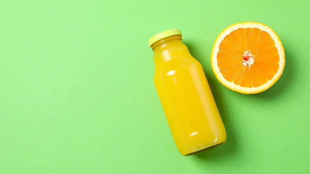 Flaša soka od pomorandže