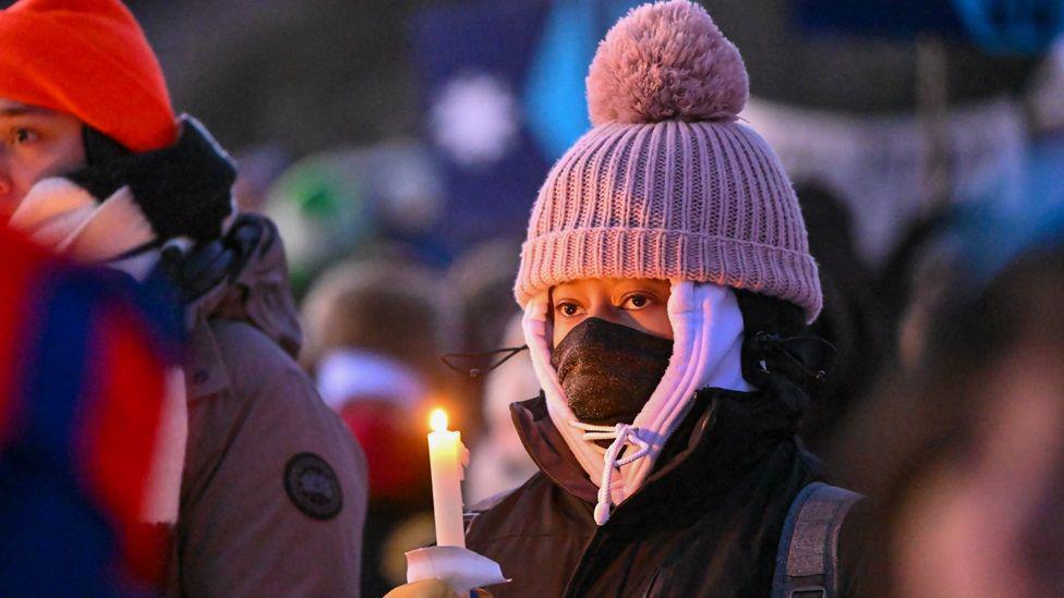 Šta dosad znamo o Aleksu Pretiju, koga su ubili federalni agenti u Americi 6